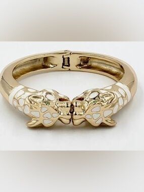 🐆Lilly Gold-tone Women’s Leopard Bangle Bracelet/ White Enamel/Green Rhinestones